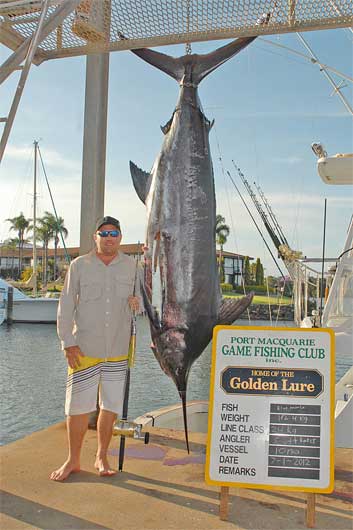 Port Macquarie blue marlin on board Iona