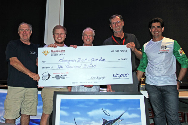 Champion Boat Billy The Kid - Bob Hill, Nick Hill, owner Bill Pullman, Jim Dalling and TGFC President Stav Bogiatsis